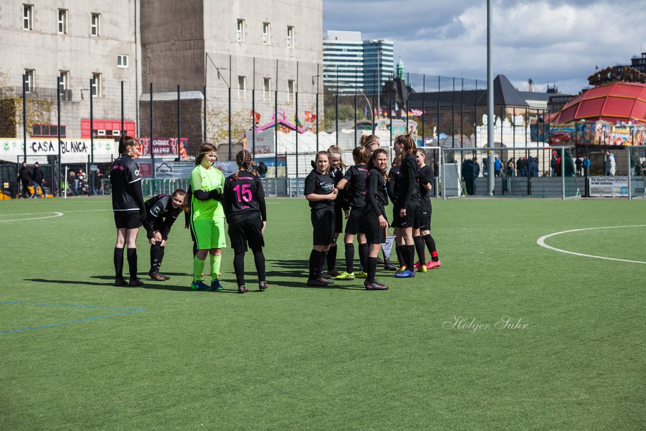 Bild 128 - B-Juniorinnen St.Pauli - C-Juniorinnen SV Steinhorst : Ergebnis: 1:2